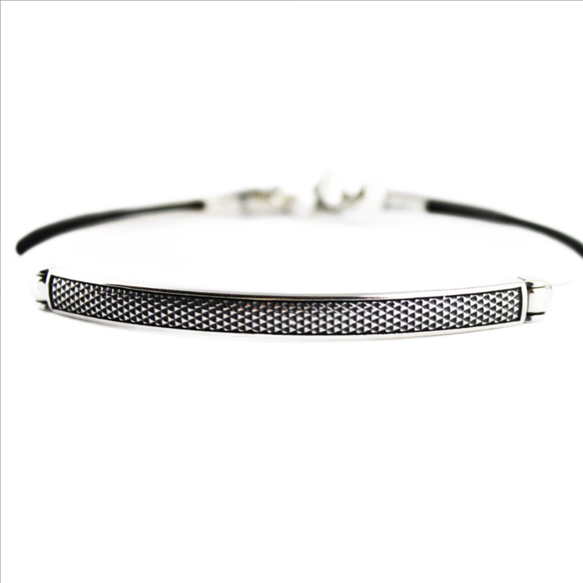 Buy Unfold Oxidized Bracelet In 925 Silver from Shaya by CaratLane